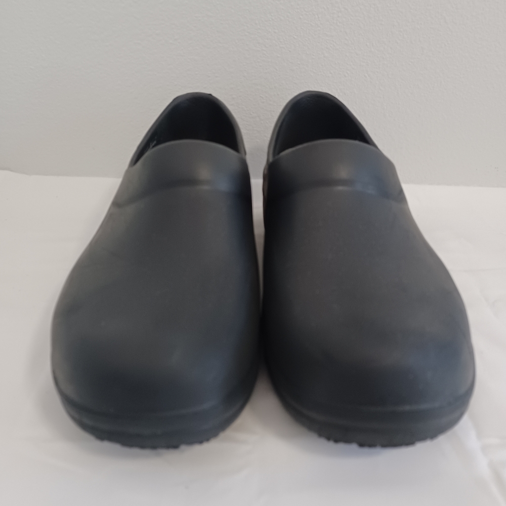 Crocs Comfort Dual black resistant clogs work shoes women's size10
